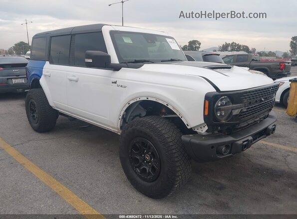 1FMEE5DPXPLB65991 2023 FORD BRONCO White Передня права чверть