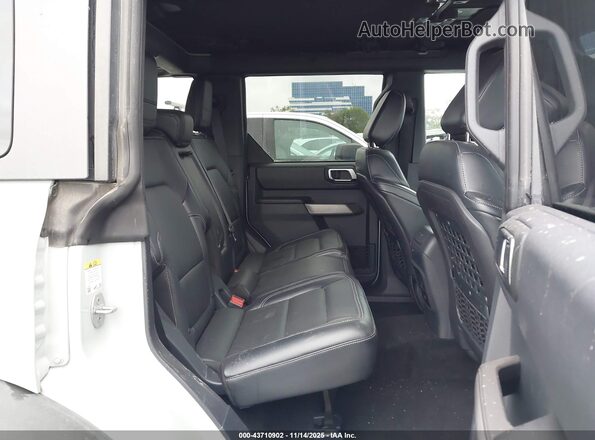 1FMEE5EP8MLA40840 2021 FORD BRONCO Gray Vista de la etiqueta del VIN