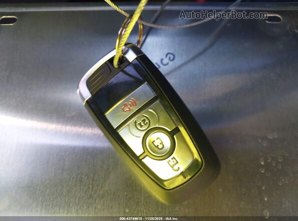 1FMEE9BP9SLA69756 2025 FORD BRONCO White Widok deski rozdzielczej