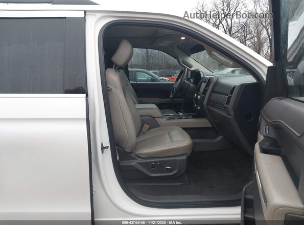1FMJK1HT2KEA29603 2019 FORD EXPEDITION MAX White Front interior view