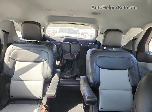 1FMSK7DHXPGC10291 2023 FORD FORD EXPLORER Серебряный Вид задних сидений