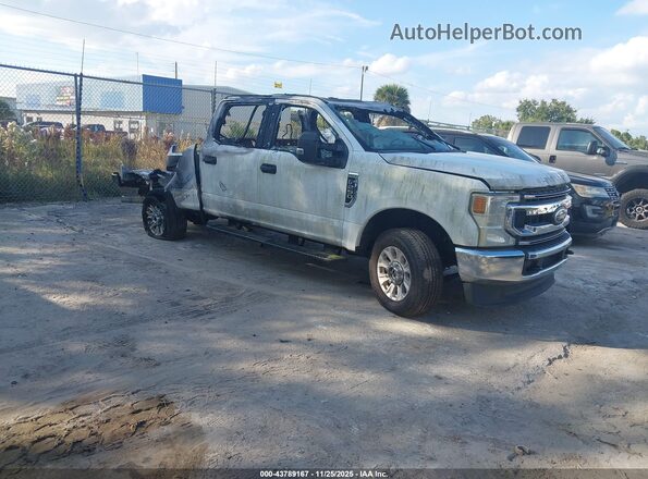 1FT7W2B66NEG36054 2022 FORD F-250 White Przód prawy