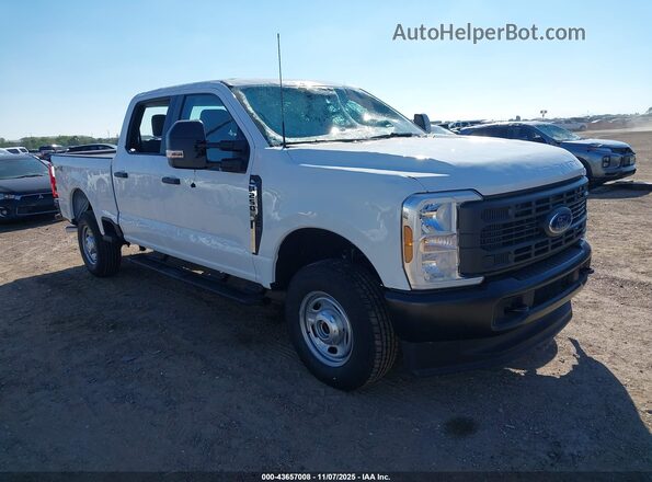 1FT7W2BAXTEC72075 2026 FORD F-250 Белый Передняя правая четверть