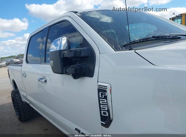 1FT7W2BT6MEC52912 2021 FORD F-250 White Widok wnętrza z tyłu