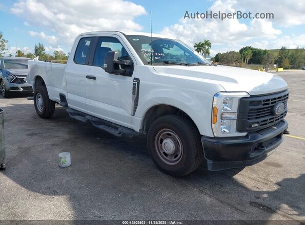 1FT7X2AA0SED41515 2025 FORD F-250 Белый Передняя правая четверть