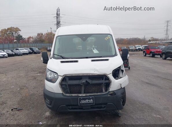 1FTBR2C82PKA18705 2023 FORD TRANSIT-250 Белый Вид щитка приборов