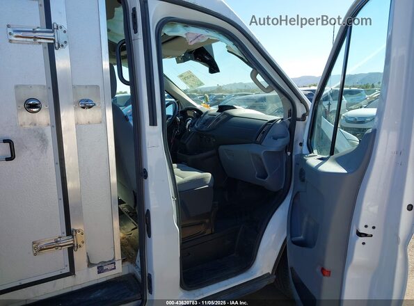 1FTBW2CG7HKA49613 2017 FORD TRANSIT-350 Белый Вид салона спереди
