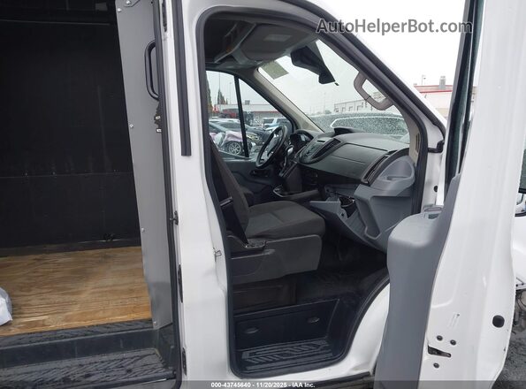 1FTBW3XG3HKA87226 2017 FORD TRANSIT-350 White Widok wnętrza z przodu