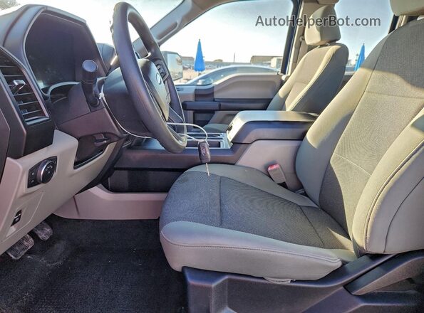 1FTEX1CB9JKD32108 2018 FORD F150 Синий Вид салона спереди
