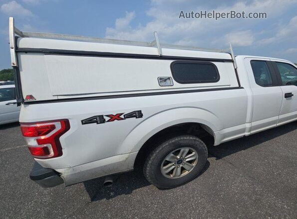 1FTEX1EP6KKE99861 2019 FORD F150  Widok tylnych siedzeń