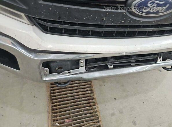 1FTEX1EP6KKE99861 2019 FORD F150  Widok z tyłu