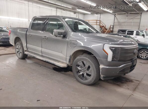 1FTVW1EL2PWG18330 2023 FORD F-150 LIGHTNING Серый Передняя правая четверть