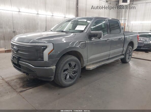 1FTVW1EL2PWG18330 2023 FORD F-150 LIGHTNING Серый Передняя левая четверть