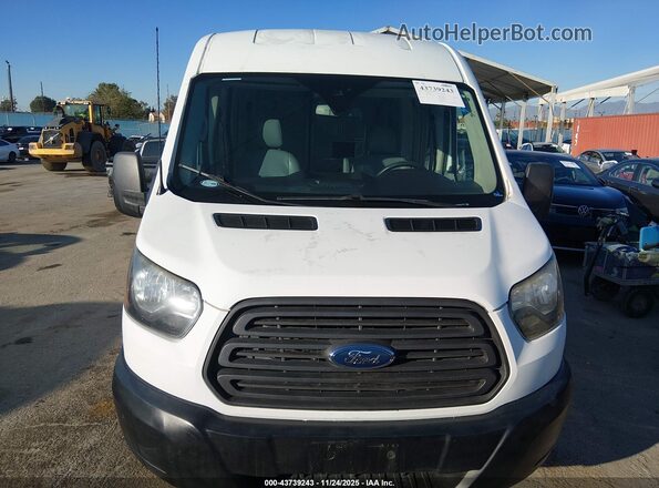 1FTYE1CM3HKA71962 2017 FORD TRANSIT-150 Белый Вид щитка приборов
