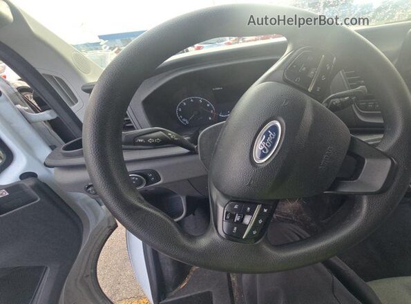 1FTYE1Y84LKB50366 2020 FORD TRANSIT-150  Передняя правая четверть