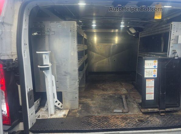 1FTYE1Y84LKB50366 2020 FORD TRANSIT-150  Задняя правая четверть