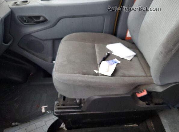 1FTYR3XM0KKA78353 2019 FORD TRANSIT-250  Вид панели приборов