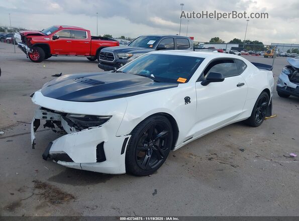 1G1FF1R70M0136013 2021 CHEVROLET CAMARO White Przód lewy