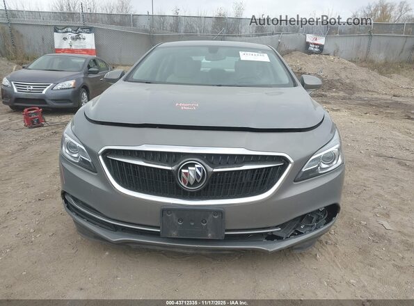1G4ZP5SS2JU149045 2018 BUICK LACROSSE Beige Vista del cuadro de instrumentos