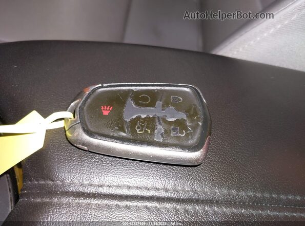 1G6AF5SX6J0167025 2018 CADILLAC ATS Dark Blue Вид панели приборов