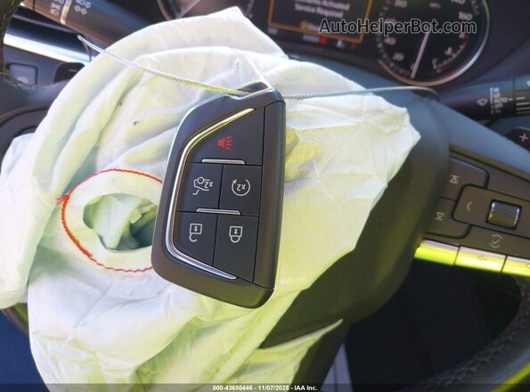 1G6DB5RK0R0107143 2024 CADILLAC CT4 Серебряный Вид панели приборов
