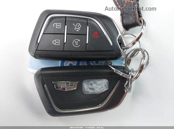 1G6DF5RKXP0110875 2023 CADILLAC CT4 White Vista del salpicadero