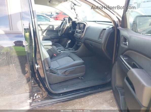 1GCGSDEN6N1136445 2022 CHEVROLET COLORADO Черный Вид салона спереди