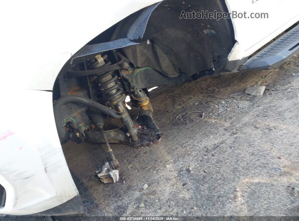1GCGTBEN9M1225555 2021 CHEVROLET COLORADO Белый Вид спереди