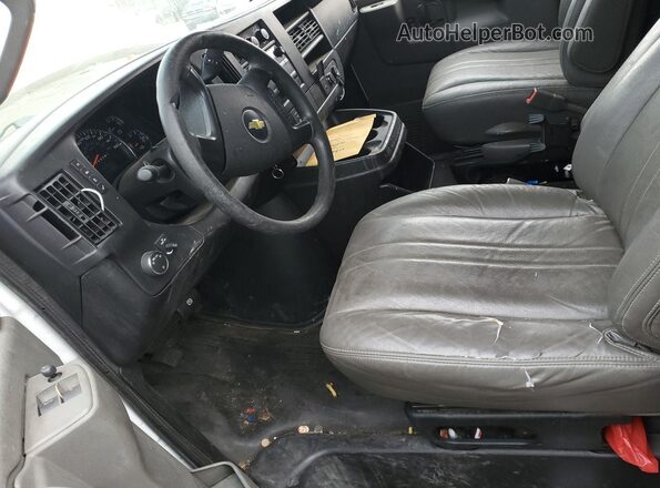 1GCWGAFF6G1298873 2016 CHEVROLET EXPRESS  Вид подкапотного пространства