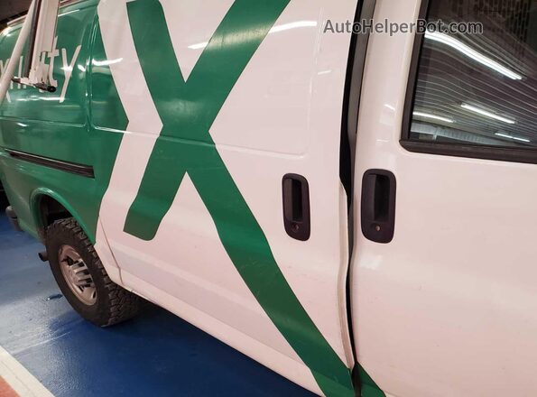 1GCWGAFPXJ1333382 2018 CHEVROLET EXPRESS  Vista del cuadro de instrumentos