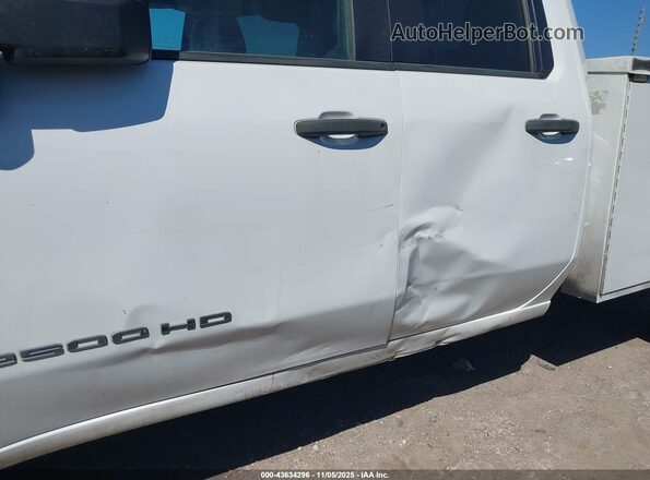 1GD28LE71NF247374 2022 GMC SIERRA White 