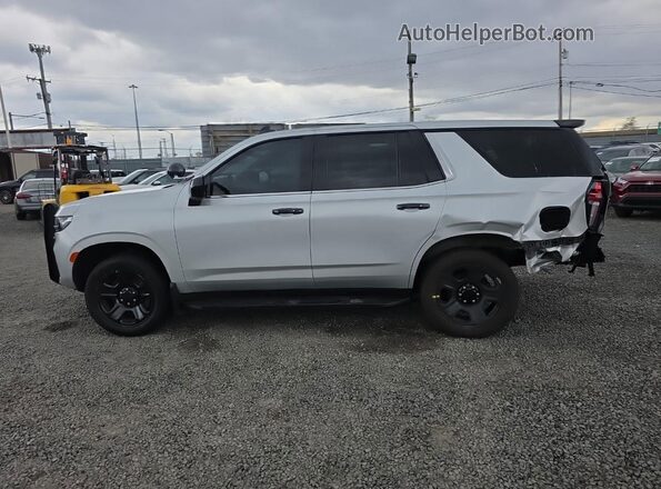 1GNSKLED4PR432569 2023 CHEVROLET TAHOE Silver Widok naklejki z numerem VIN