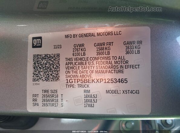 1GTP5BEKXP1253465 2023 GMC CANYON Серебряный Вид подкапотного пространства