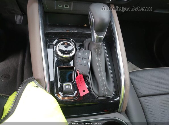 1GTP6FEK2P1180967 2023 GMC CANYON White წინა პანელის ხედი
