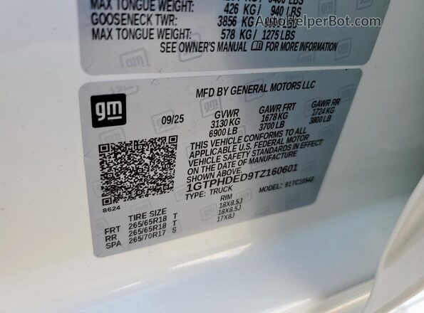 1GTPHDED9TZ160601 2026 GMC SIERRA White Vista del compartimento del motor