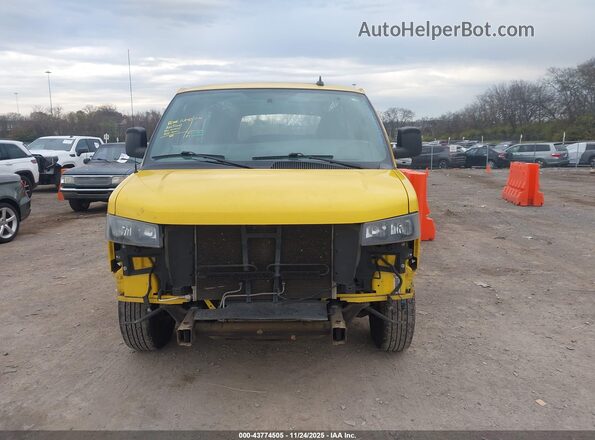 1GTW7AFG0L1252152 2020 GMC SAVANA CARGO Yellow Widok zestawu wskaźników
