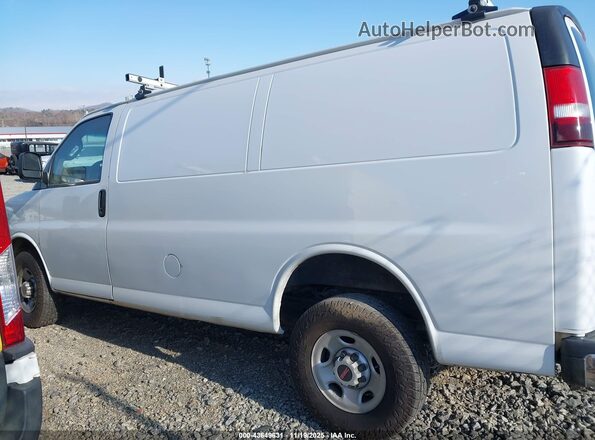 1GTW7AFP8M1300109 2021 GMC SAVANA CARGO White Widok wnętrza 360 stopni