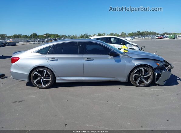 1HGCV2F30NA001020 2022 HONDA ACCORD Серебряный Вид задней части салона