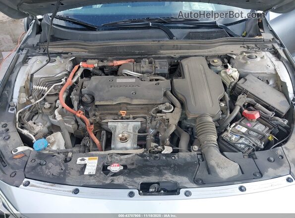 1HGCV3F13JA007781 2018 HONDA ACCORD HYBRID Серебряный Вид сзади