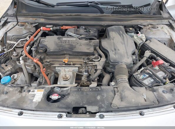 1HGCV3F19LA006251 2020 HONDA ACCORD HYBRID Серебряный Вид сзади