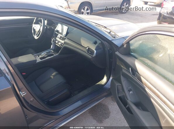 1HGCV3F44LA006121 2020 HONDA ACCORD HYBRID Серый Вид салона спереди