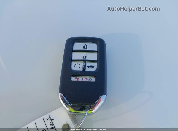 1HGCV3F47KA000747 2019 HONDA ACCORD HYBRID White Dashboard view