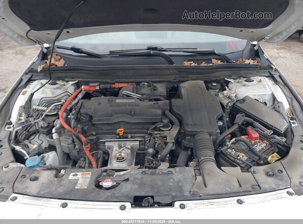 1HGCV3F49KA006503 2019 HONDA ACCORD HYBRID White უკანა ხედი