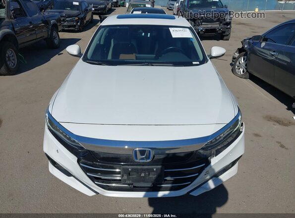 1HGCV3F52NA028341 2022 HONDA ACCORD HYBRID White Вид задньої частини салону