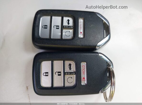 1HGCV3F56LA018215 2020 HONDA ACCORD HYBRID Красный Вид панели приборов