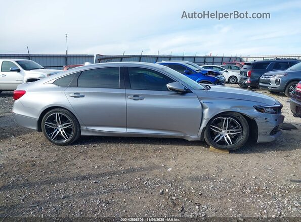 1HGCV3F94NA010927 2022 HONDA ACCORD HYBRID Silver Widok wnętrza z tyłu