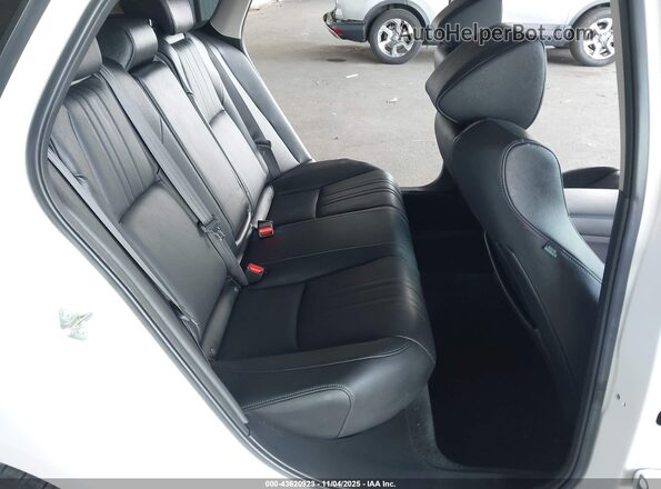 1HGCV3F97LA008974 2020 HONDA ACCORD HYBRID White Widok naklejki z numerem VIN