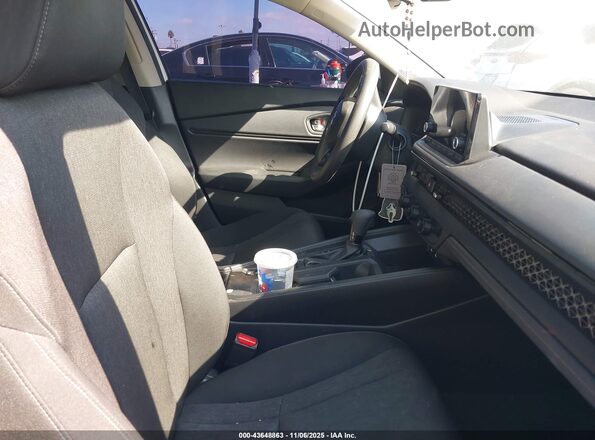 1HGCY1F37RA001393 2024 HONDA ACCORD Белый Вид салона спереди