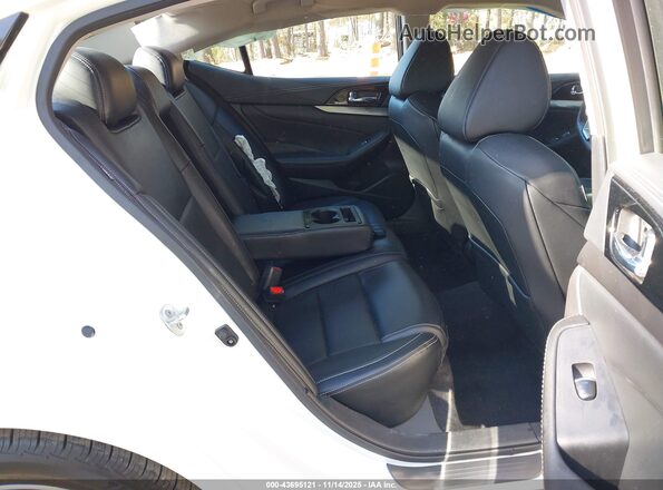 1N4AA6CV0PC511623 2023 NISSAN MAXIMA White Widok naklejki z numerem VIN