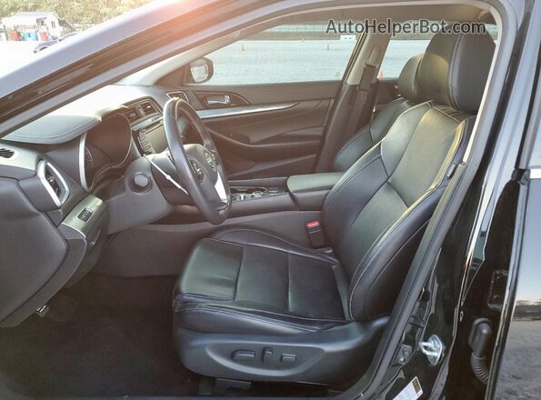 1N4AA6CV7PC511585 2023 NISSAN MAXIMA Black Widok wnętrza z przodu